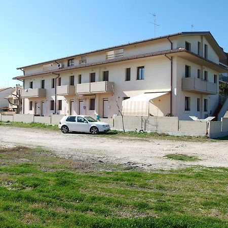 Apartment Schiavoni Фано Екстер'єр фото