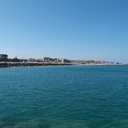 Apartment Schiavoni Фано Екстер'єр фото