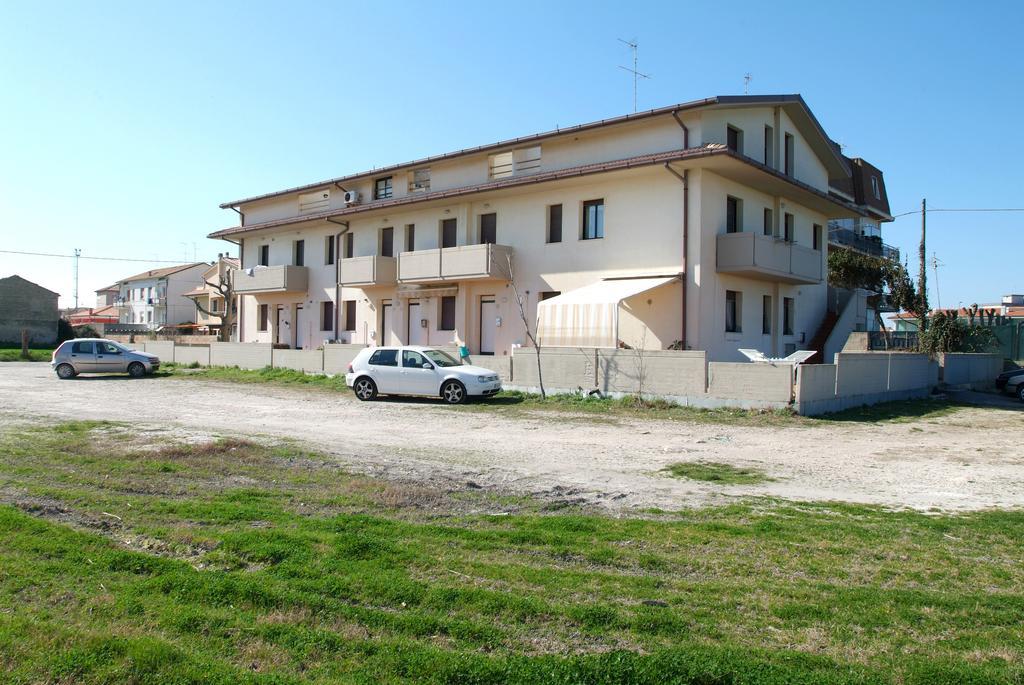 Apartment Schiavoni Фано Екстер'єр фото