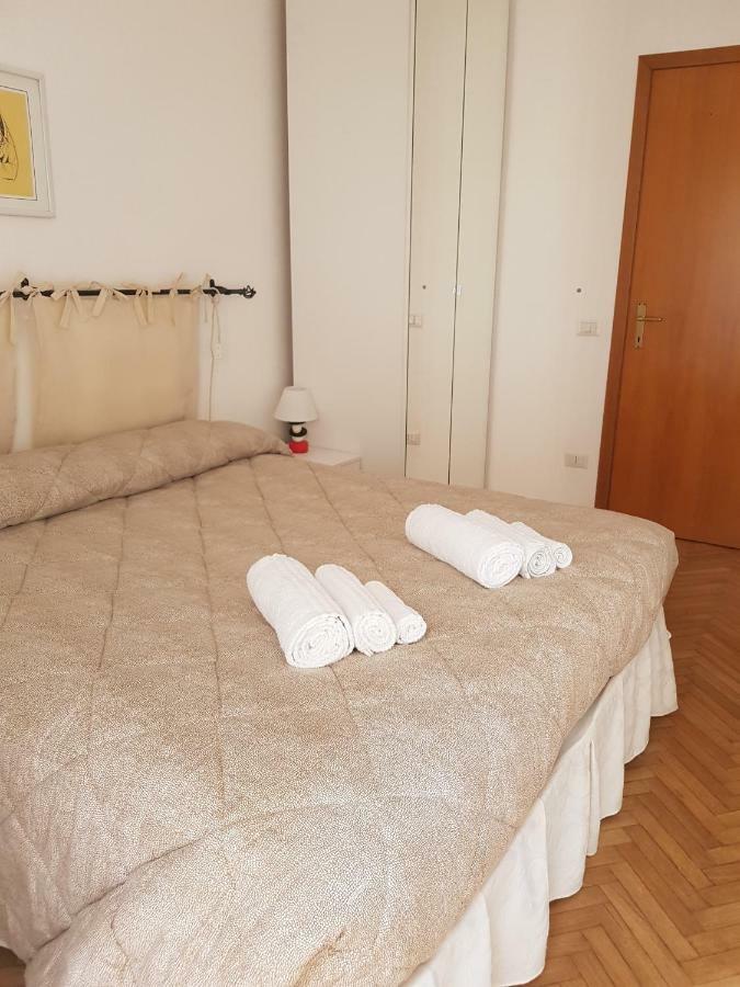 Apartment Schiavoni Фано Екстер'єр фото